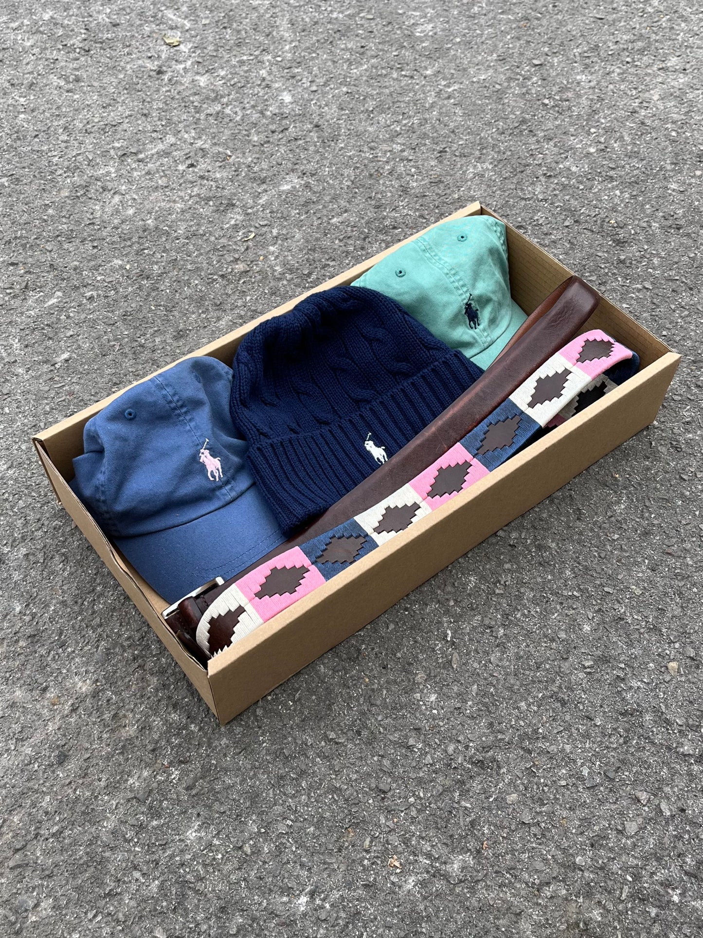 1-piece accessory box